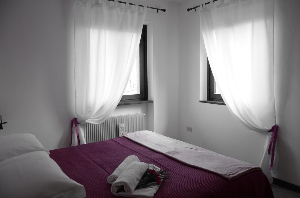 Residence Mezzosole Ρίβα ντελ Γκάρντα Δωμάτιο φωτογραφία