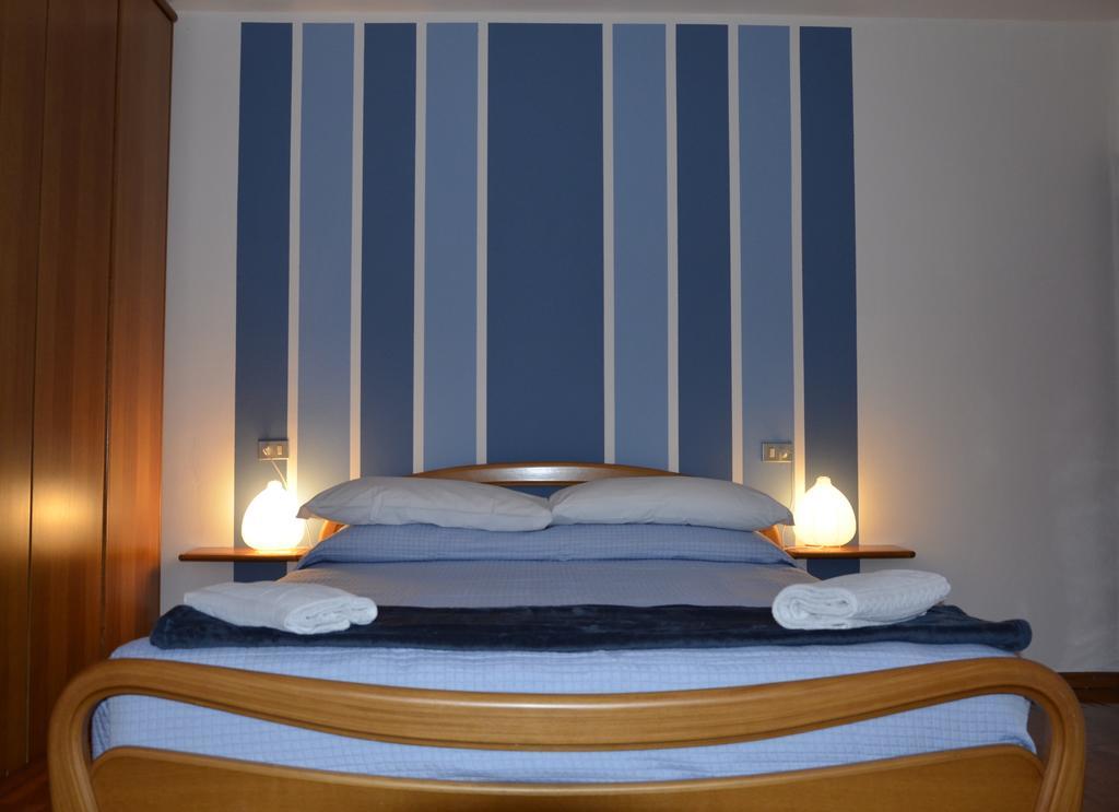 Residence Mezzosole Ρίβα ντελ Γκάρντα Δωμάτιο φωτογραφία