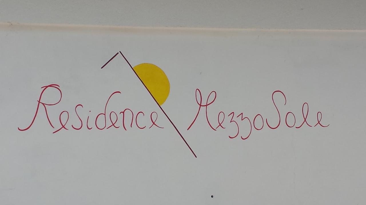 Residence Mezzosole Ρίβα ντελ Γκάρντα Εξωτερικό φωτογραφία